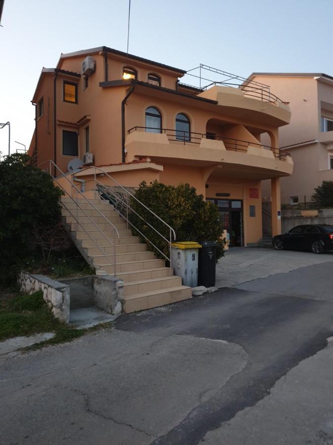 Apartments Damir 2838 Lopar Luaran gambar