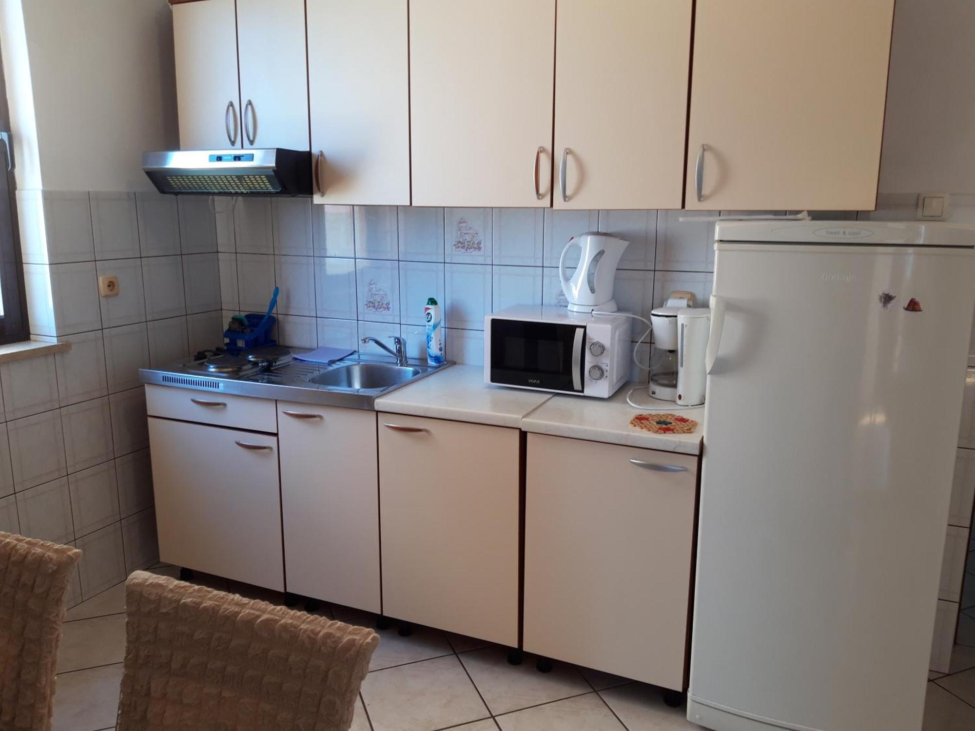 Apartments Damir 2838 Lopar Bilik gambar