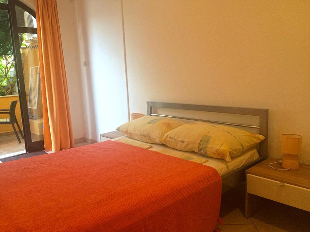 Apartments Damir 2838 Lopar Bilik gambar